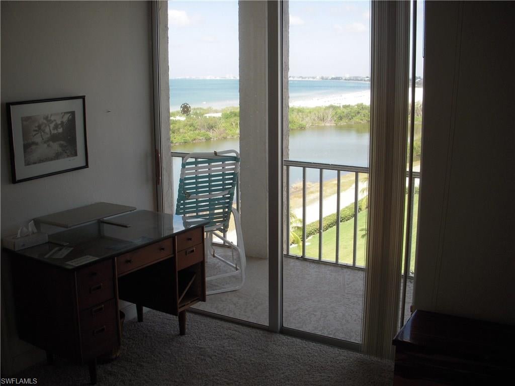 CRECIENTE CONDO NORTH - Residential