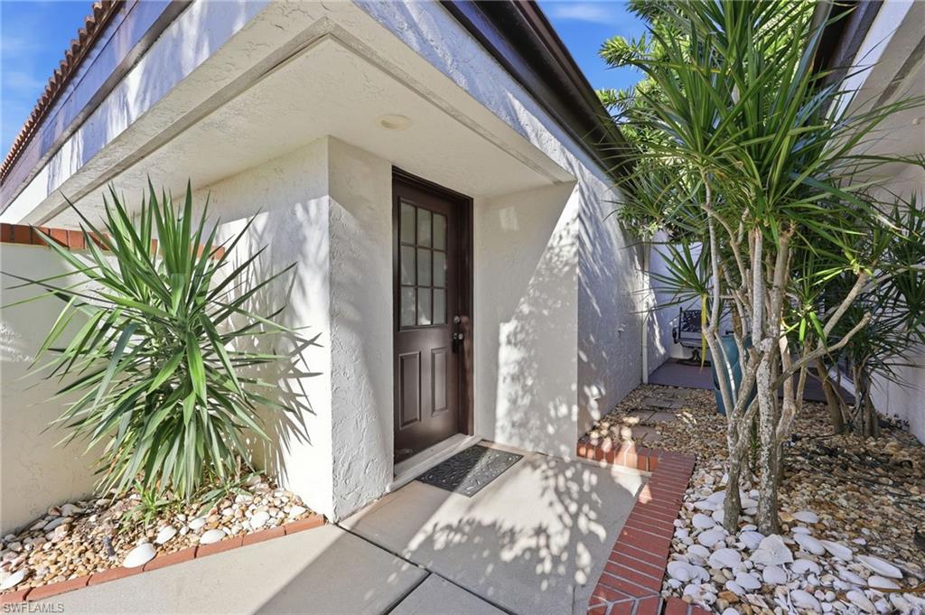 BAY VILLAS - Residential