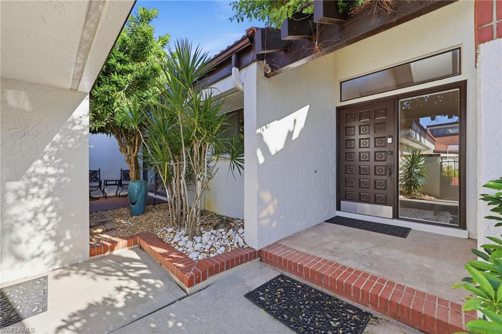 BAY VILLAS - Residential