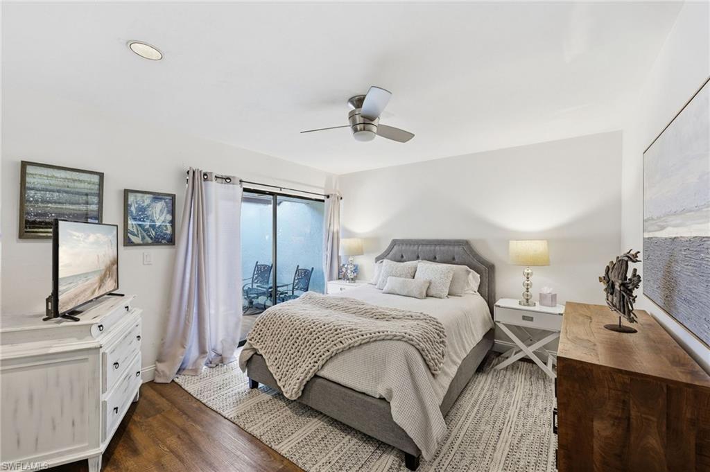 BAY VILLAS - Residential