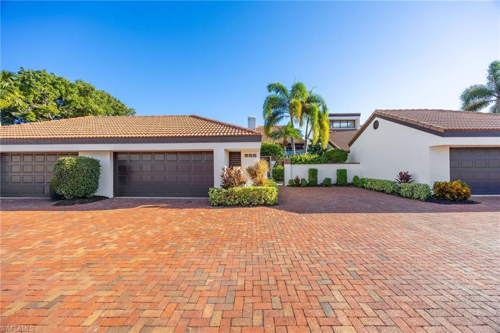BAY VILLAS - Residential