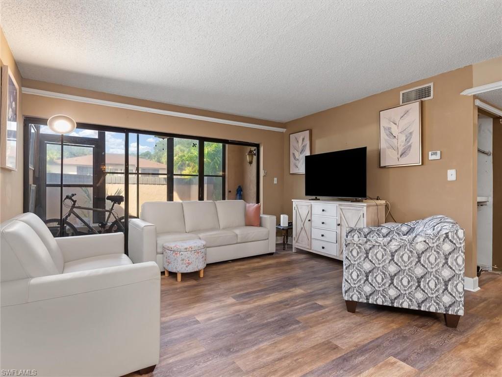 PORT CHARLOTTE - Residential