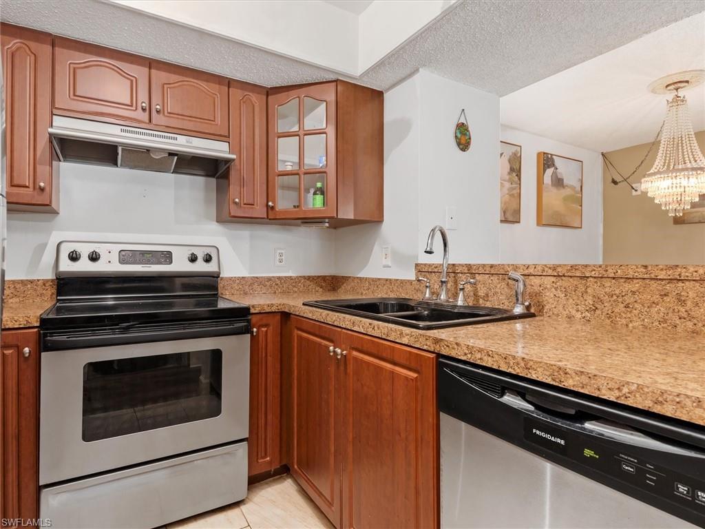 PORT CHARLOTTE - Residential