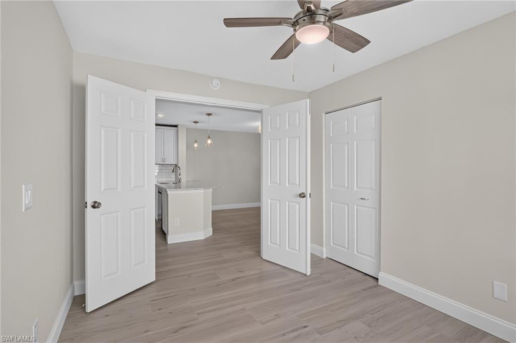 EMERALD LAKES - Residential