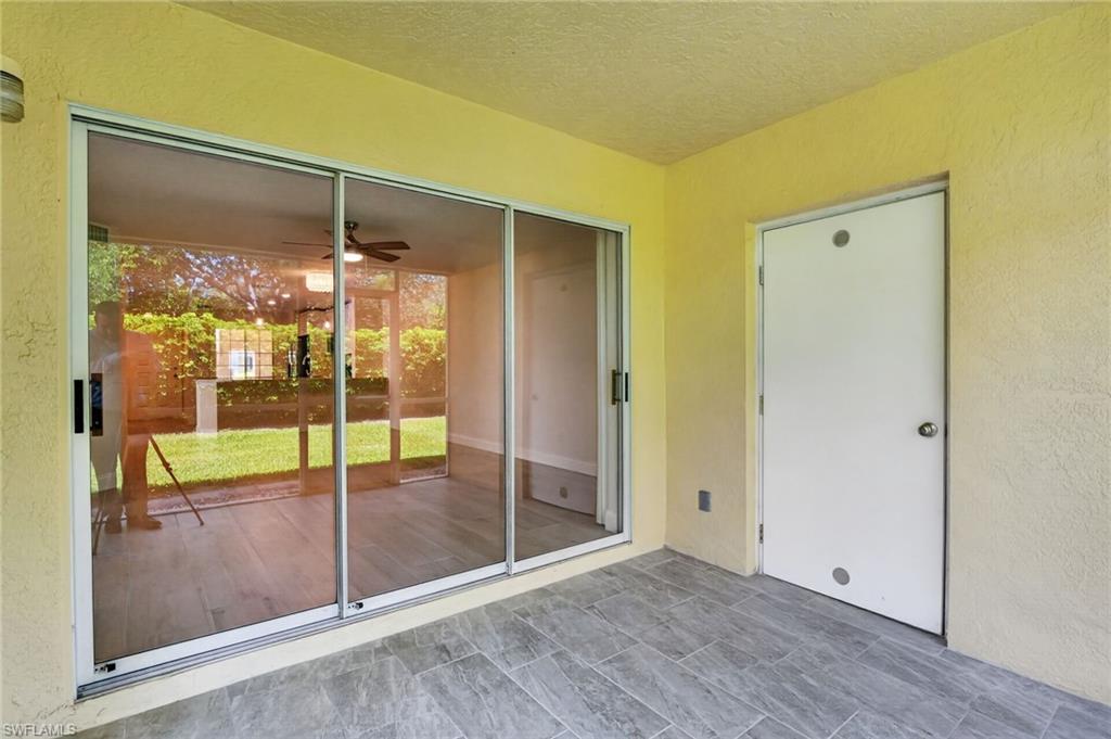 EMERALD LAKES - Residential