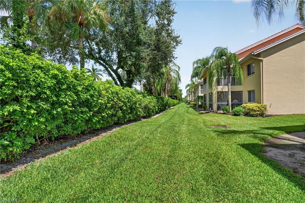 EMERALD LAKES - Residential