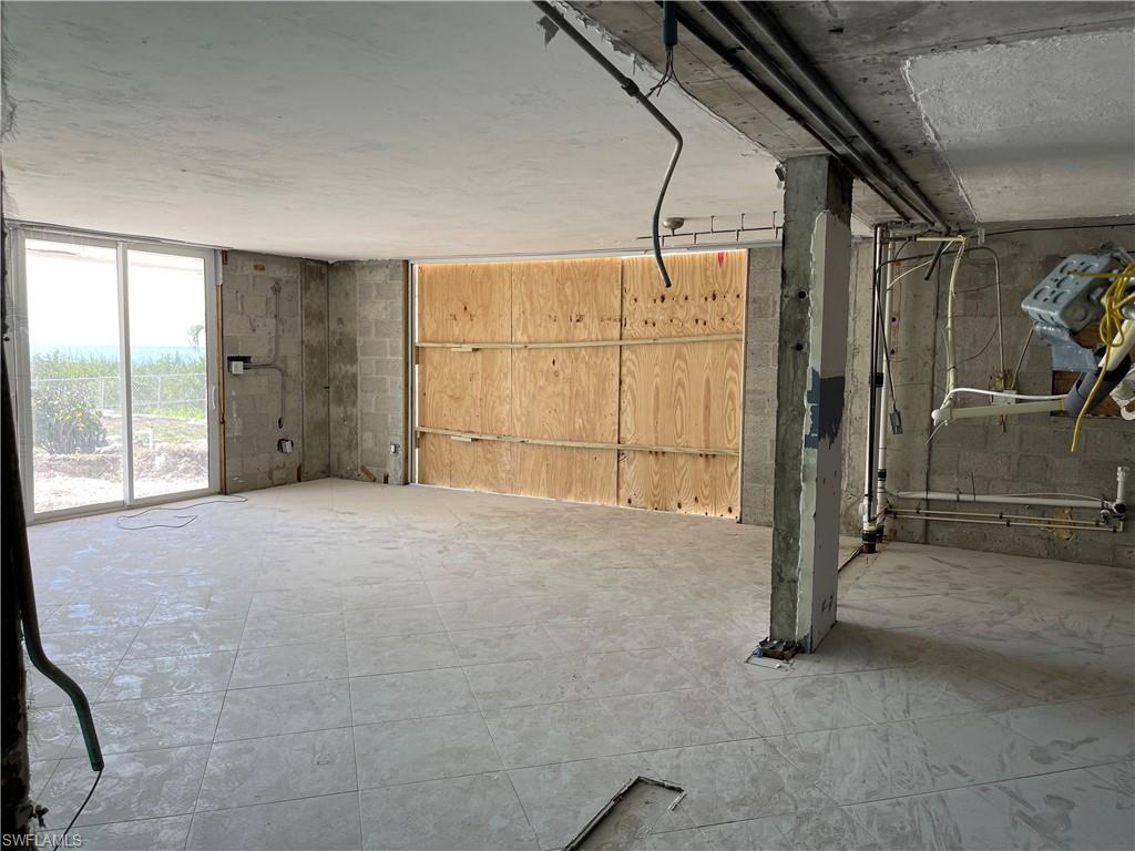 CRECIENTE CONDO SOUTH - Residential