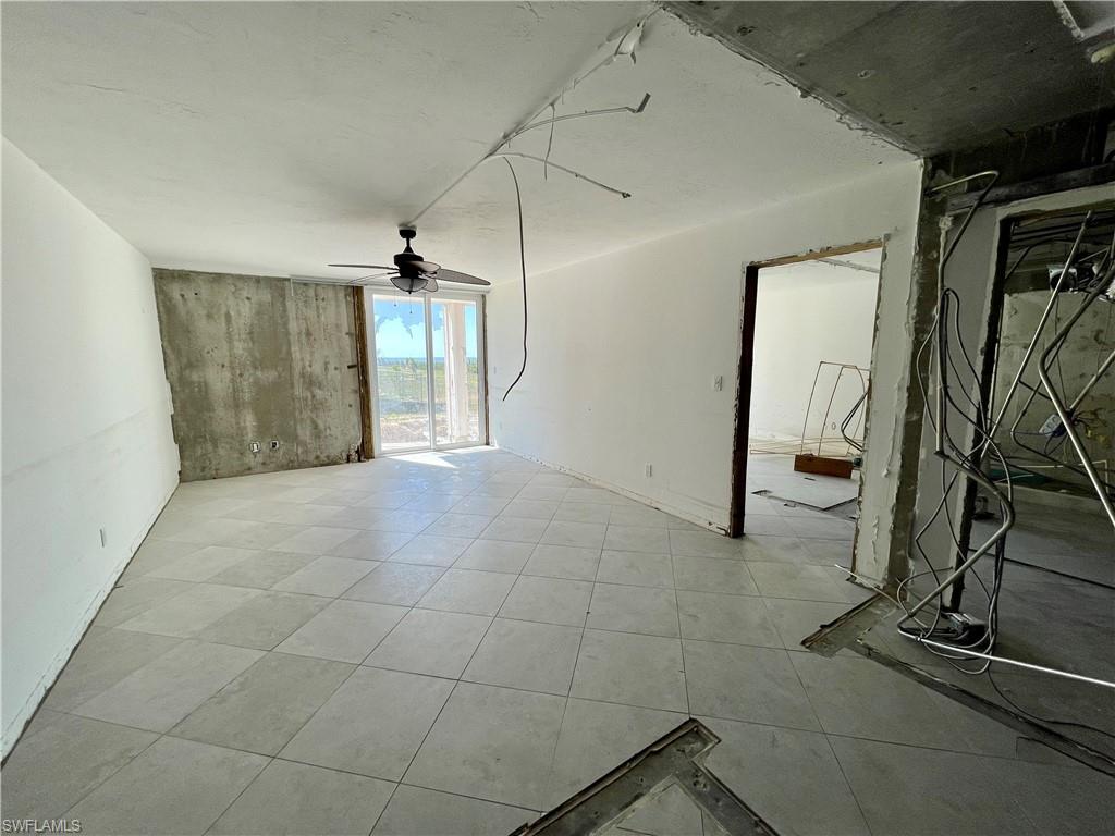 CRECIENTE CONDO SOUTH - Residential