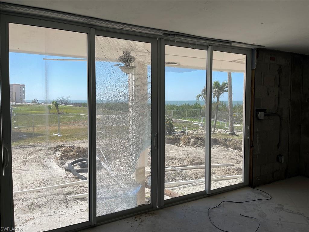 CRECIENTE CONDO SOUTH - Residential