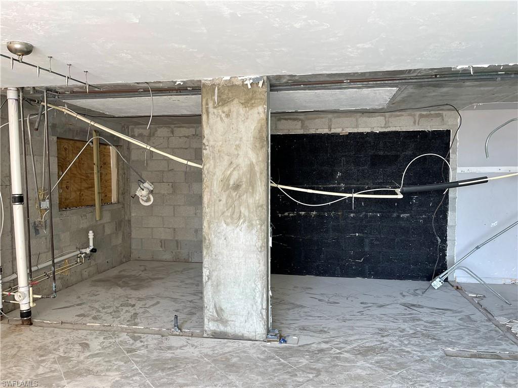 CRECIENTE CONDO SOUTH - Residential