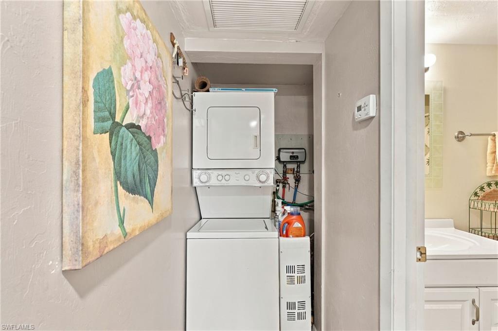 COUNTRY PINES CONDO - Residential