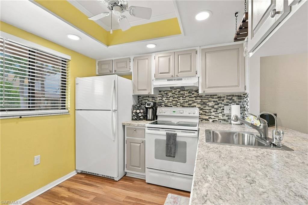 COUNTRY PINES CONDO - Residential