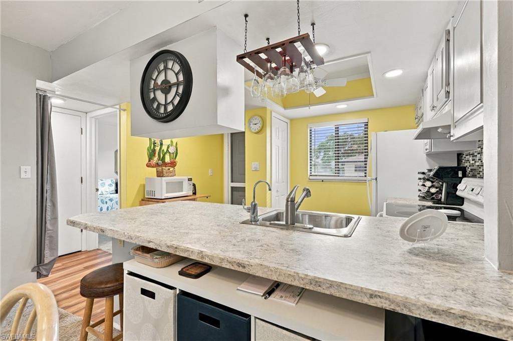 COUNTRY PINES CONDO - Residential