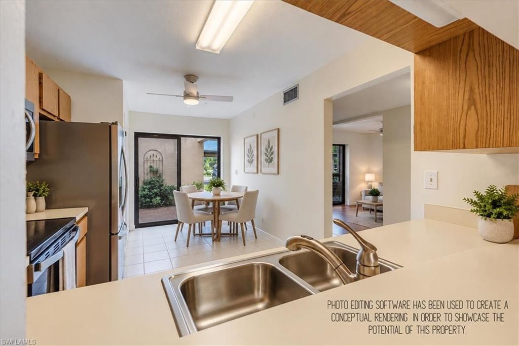 ADMIRALTY YACHT & RACQUET CLUB - Residential