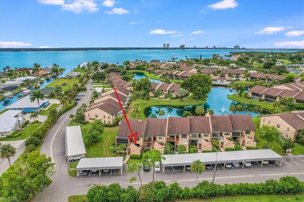 ADMIRALTY YACHT & RACQUET CLUB - Residential