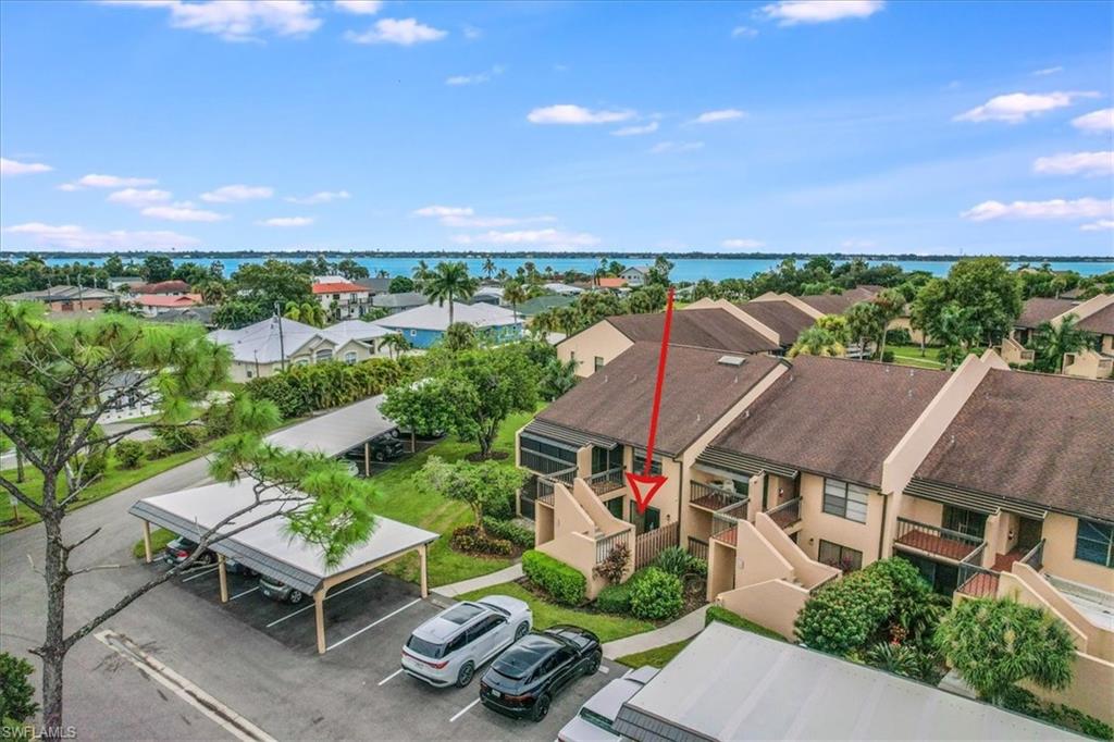 ADMIRALTY YACHT & RACQUET CLUB - Residential