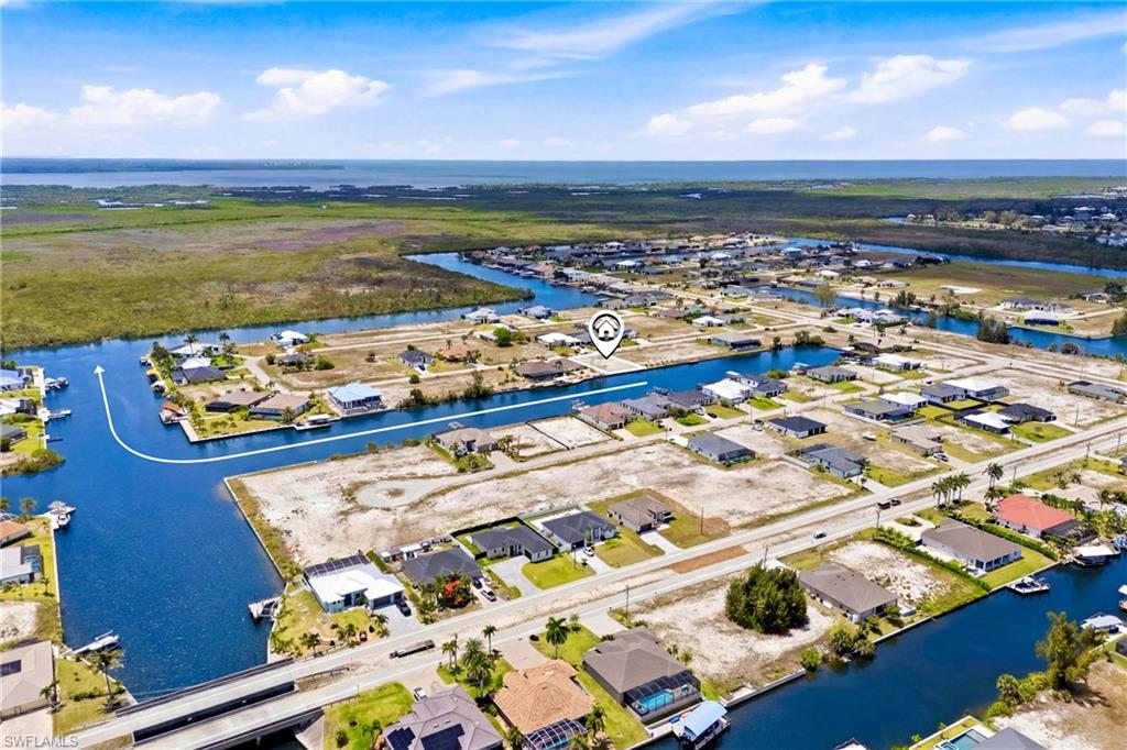 CAPE CORAL - Land