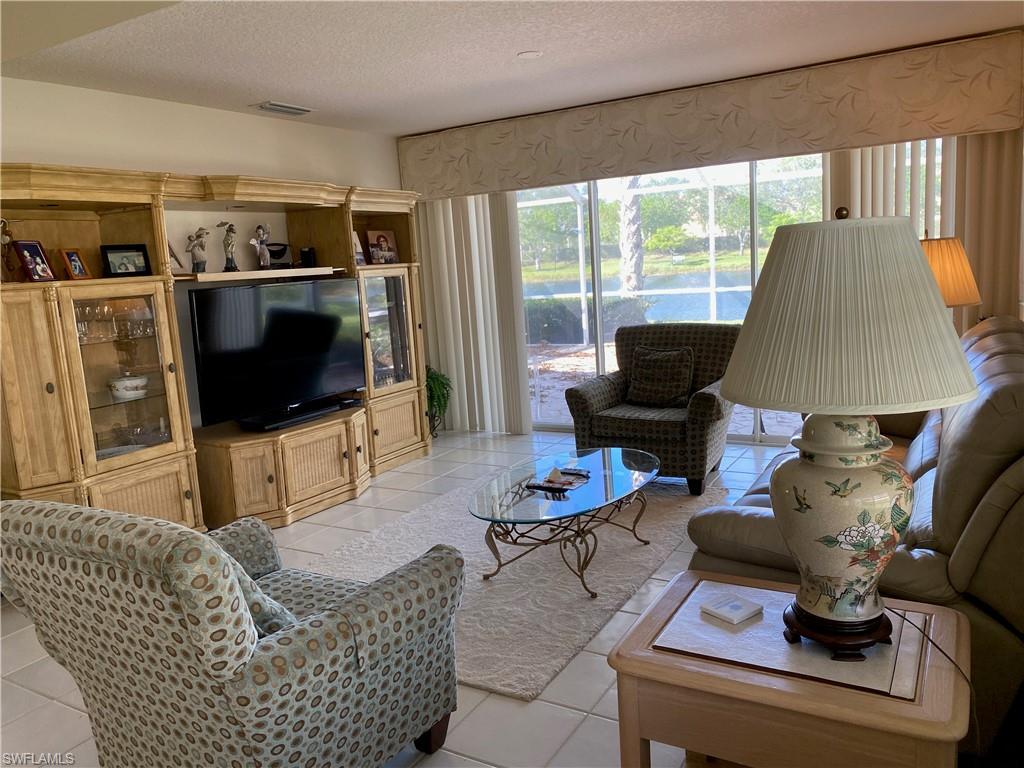 VILLAGE WALK - Residential Lease