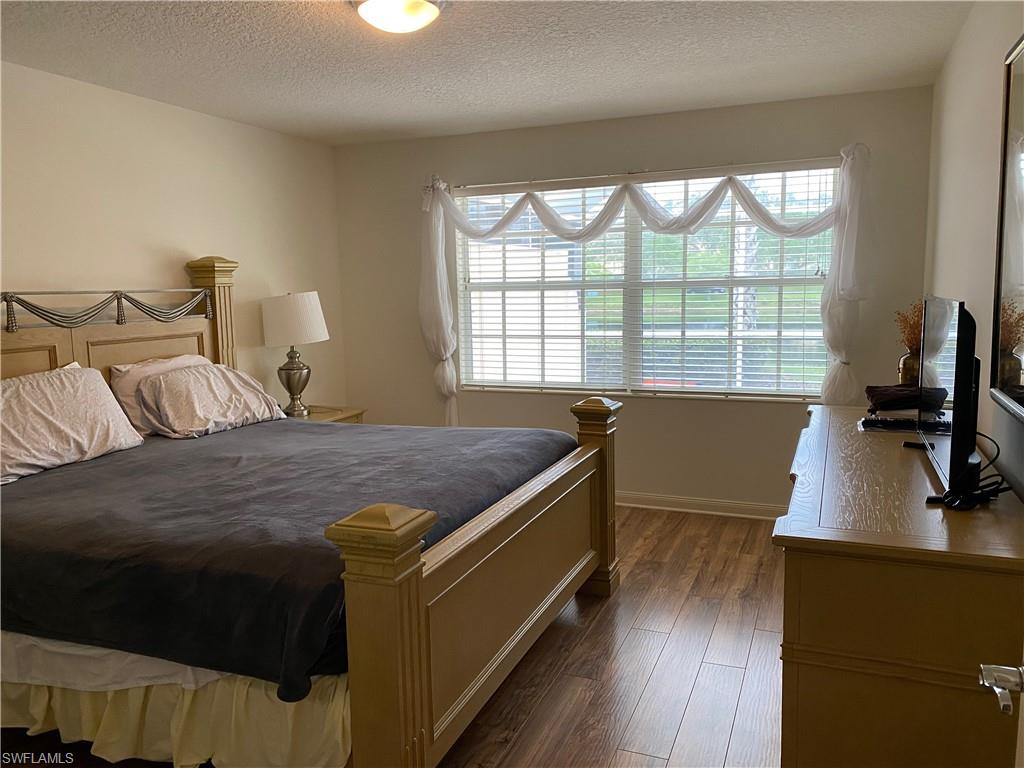 VILLAGE WALK - Residential Lease