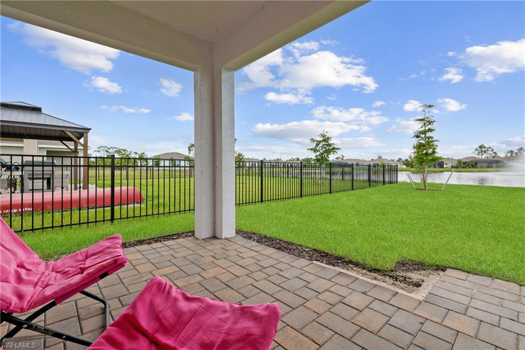 CORAL BAY - Residential