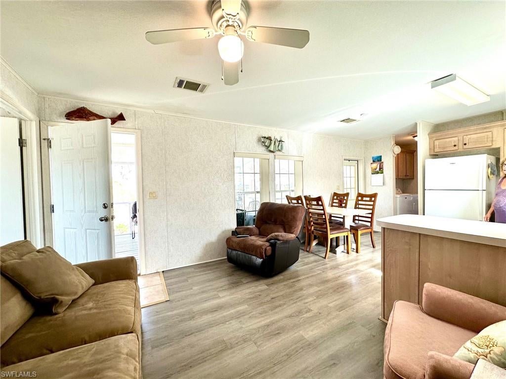 PARKWAY VILLAGE - Residential