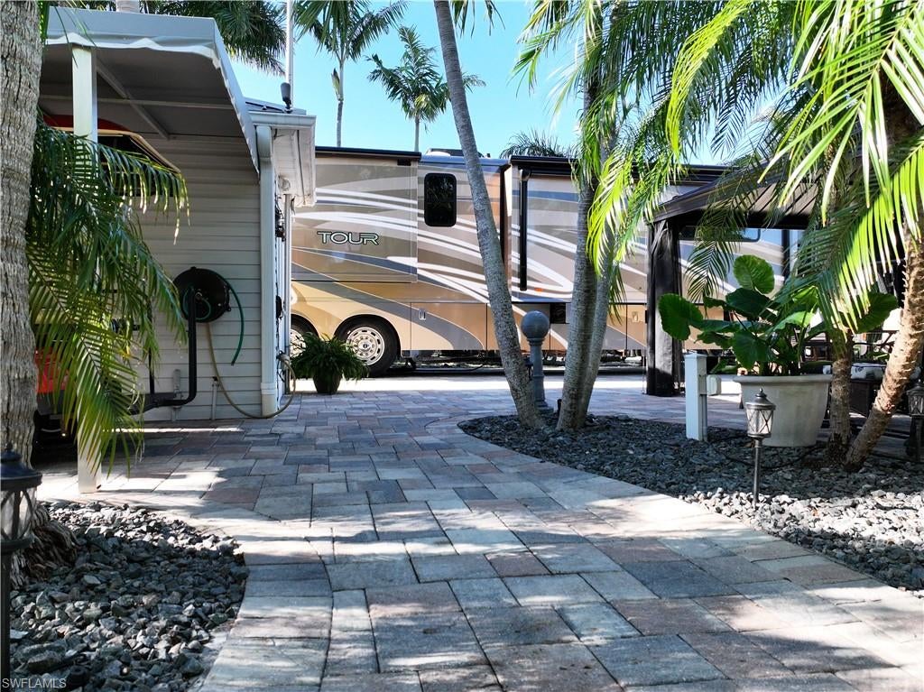 CYPRESS WOODS RV RESORT - Land
