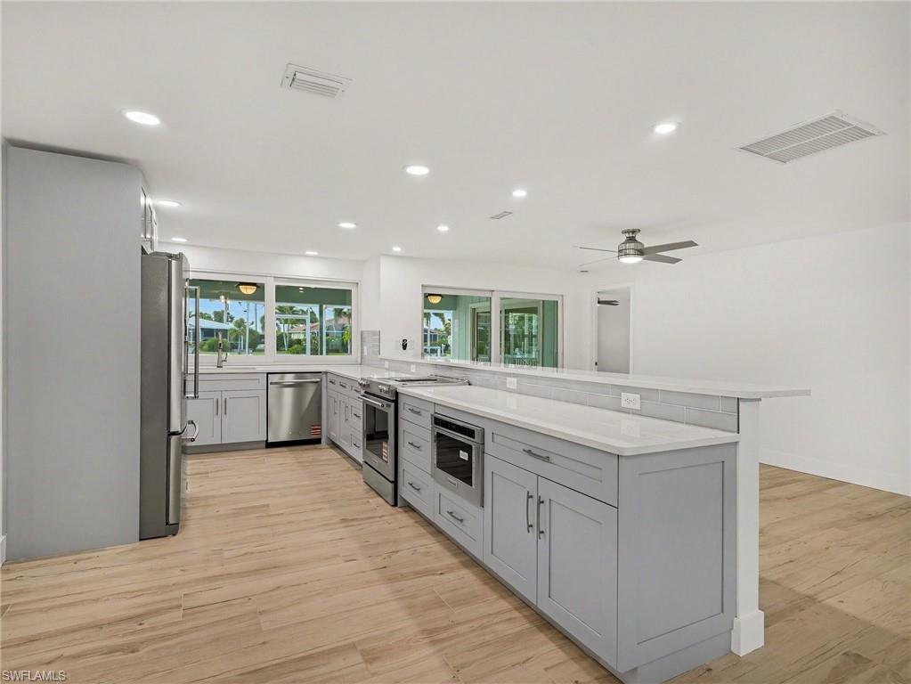 PUNTA GORDA ISLES - Residential