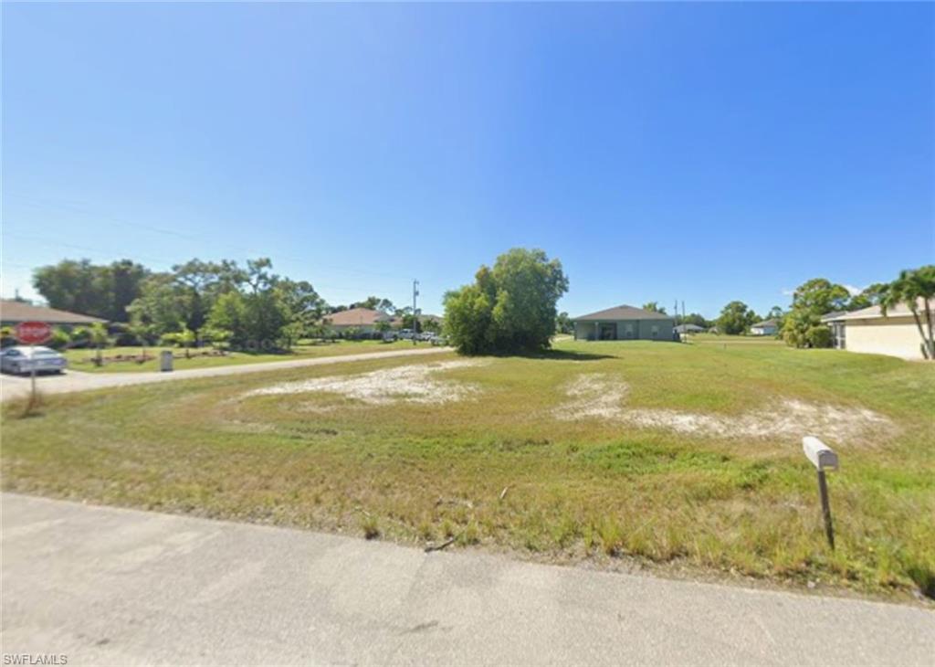 CAPE CORAL - Land