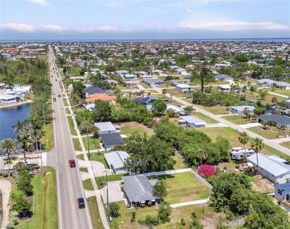 CHARLOTTE PARK - Residential