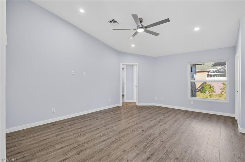 BRIARWOOD - Residential