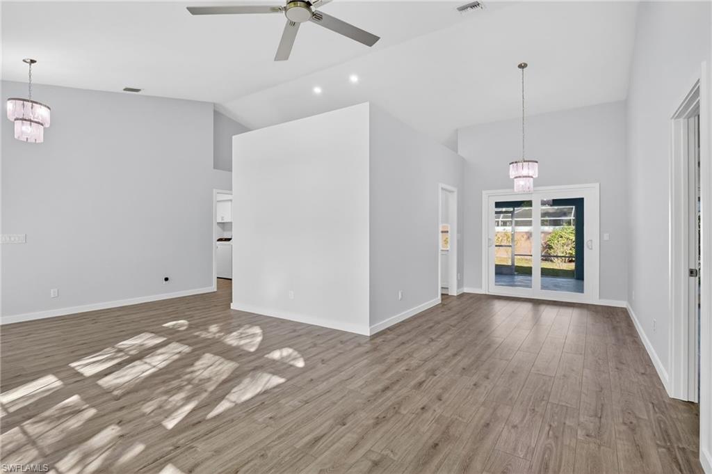 BRIARWOOD - Residential