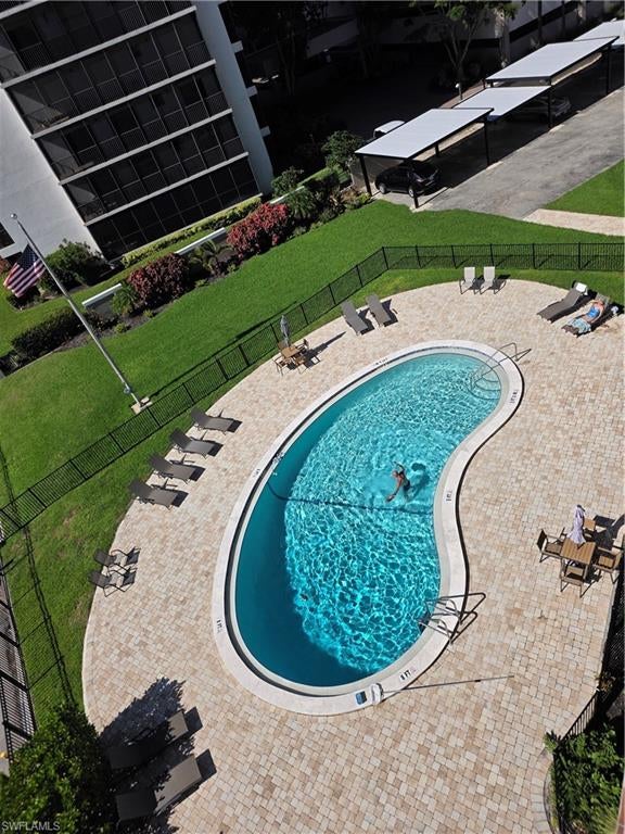 FIRST HARBOUR TOWER CONDO - Residential