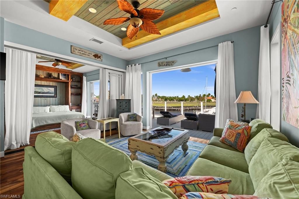 CAPE HARBOUR - Residential