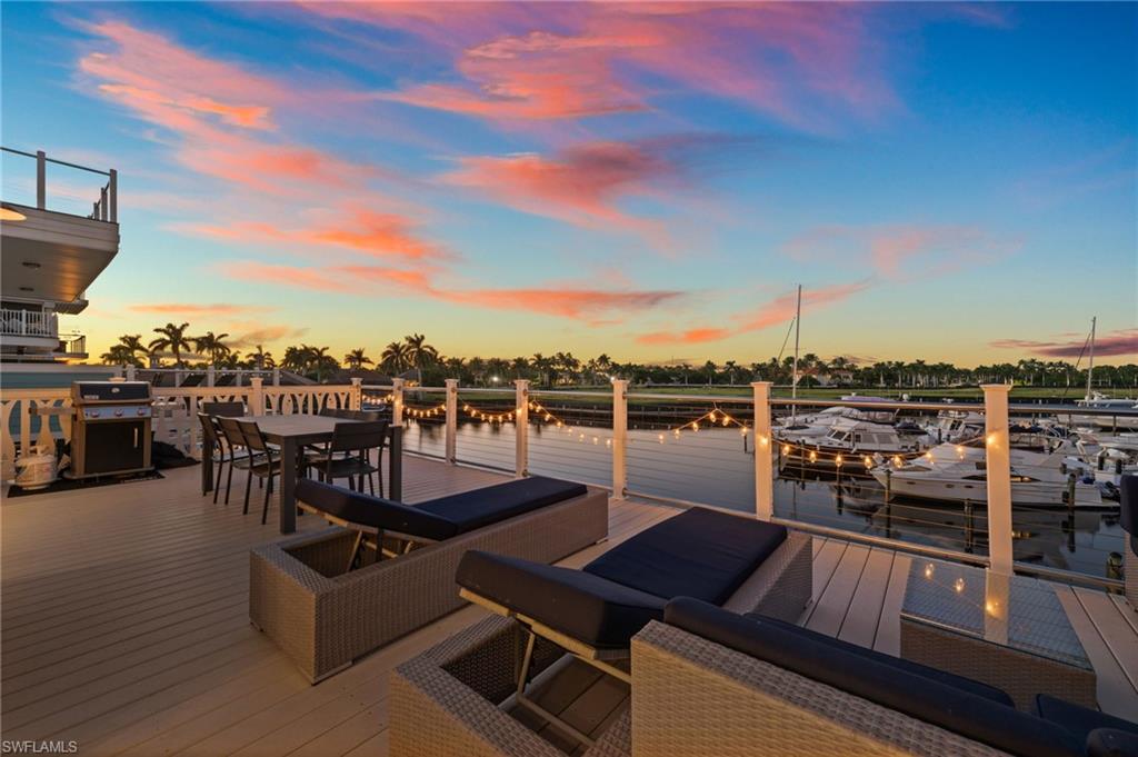 CAPE HARBOUR - Residential