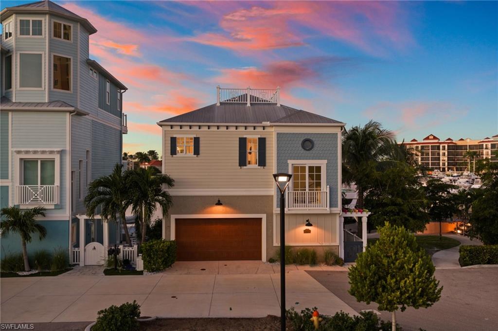 CAPE HARBOUR - Residential