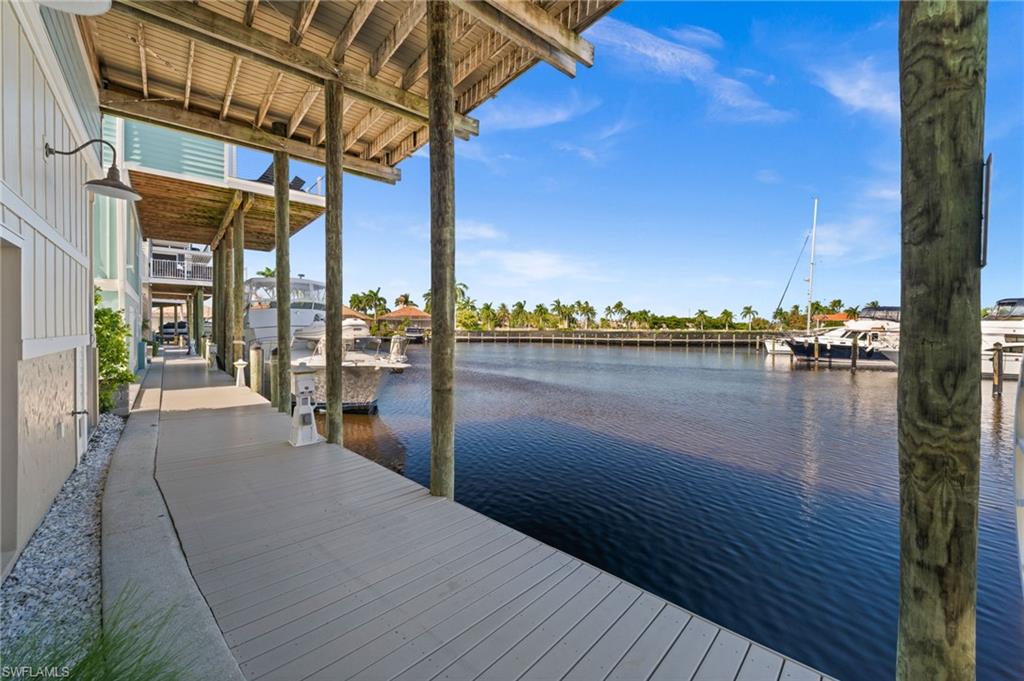 CAPE HARBOUR - Residential