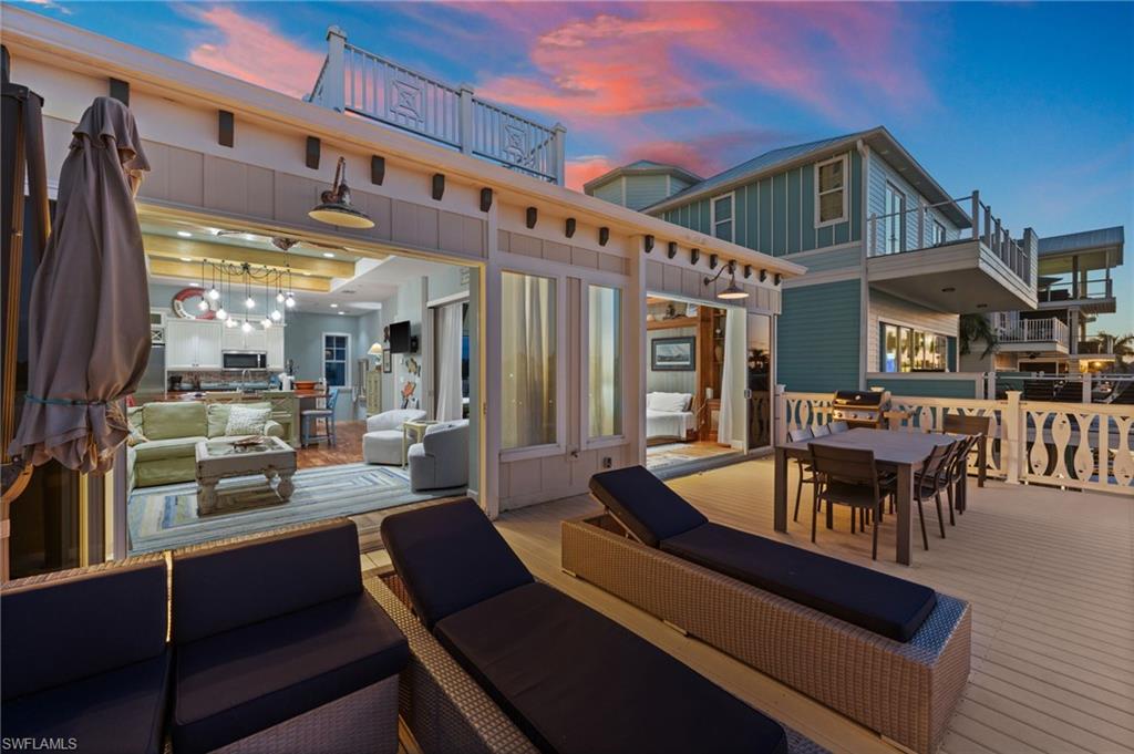 CAPE HARBOUR - Residential