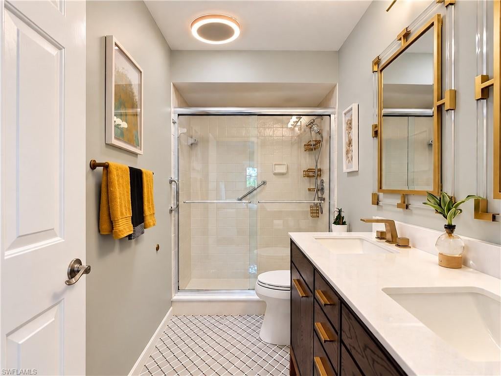 BOCA CIEGA MANOR - Residential