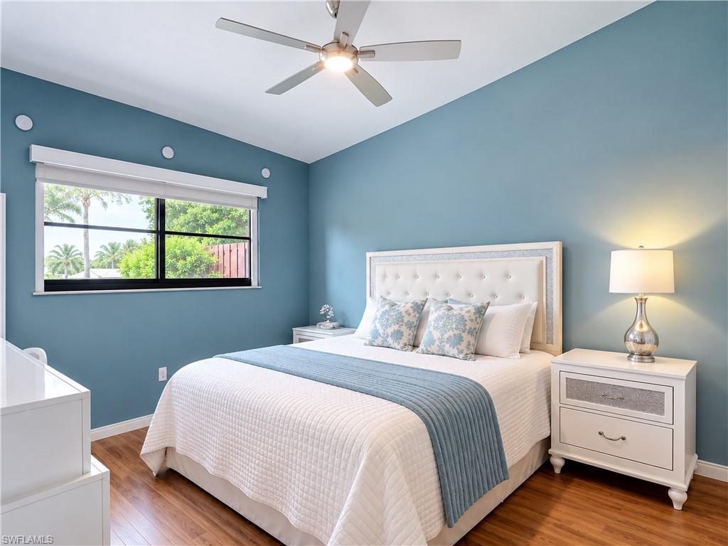 BOCA CIEGA MANOR - Residential