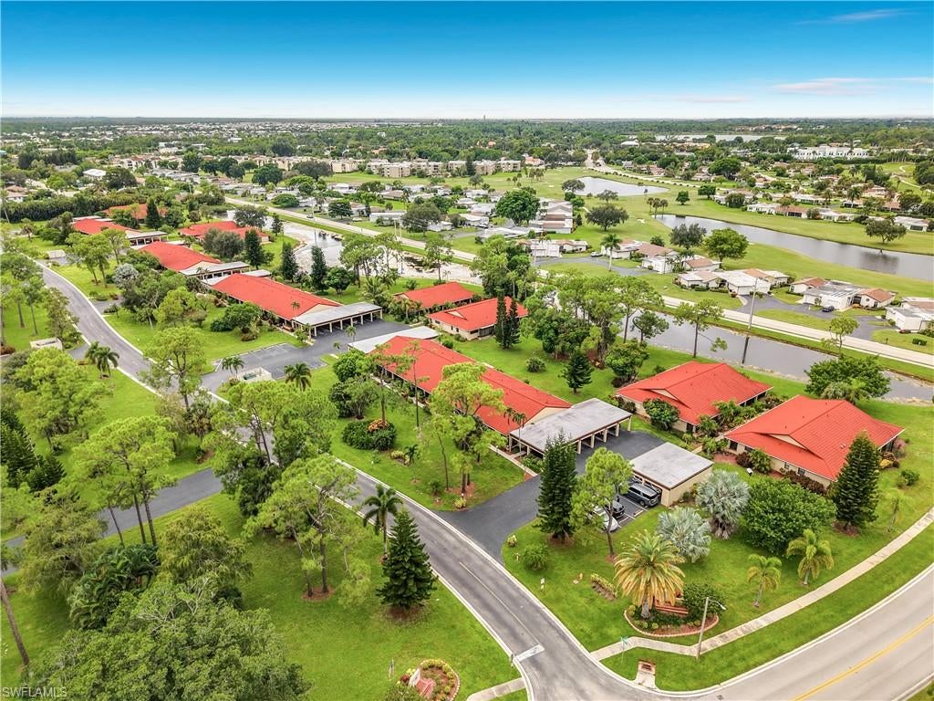 BOCA CIEGA MANOR - Residential