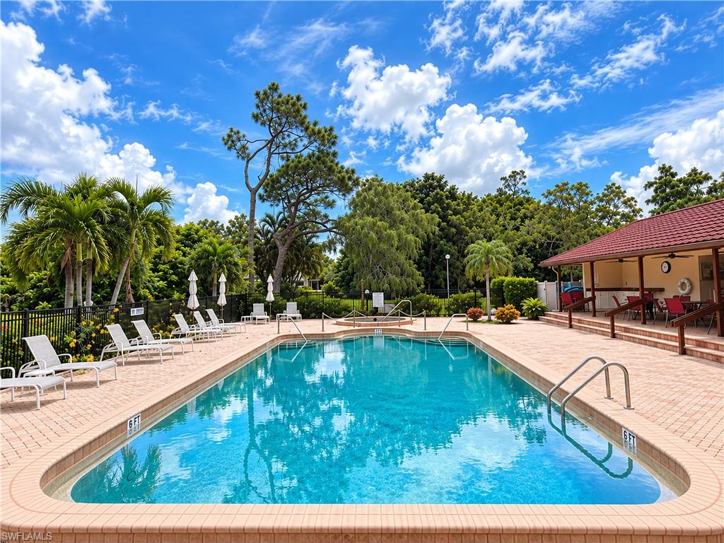 BOCA CIEGA MANOR - Residential