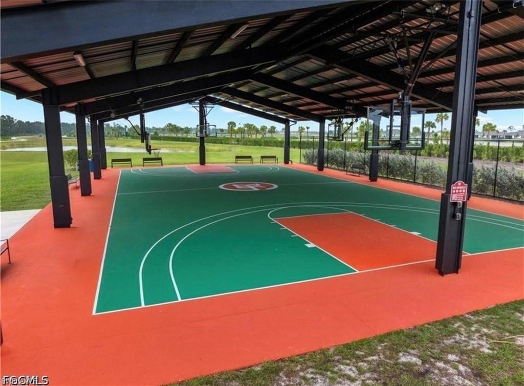 TRAILS EDGE - Residential Lease