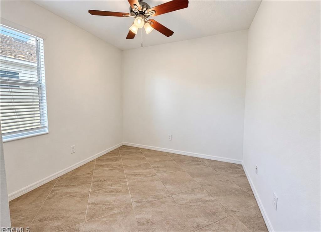 TRAILS EDGE - Residential Lease