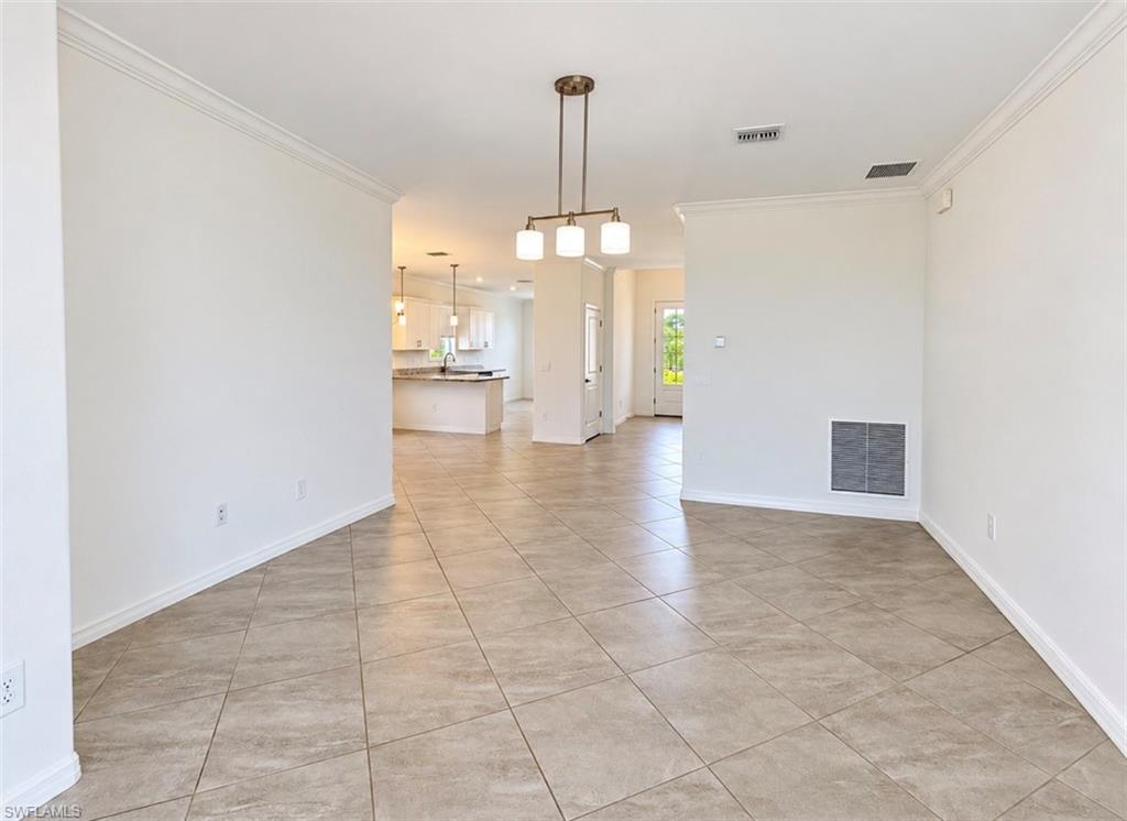 TRAILS EDGE - Residential Lease