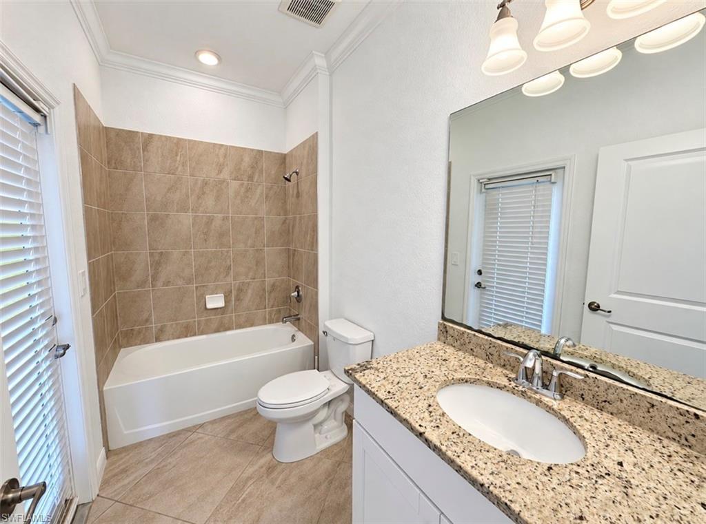 TRAILS EDGE - Residential Lease