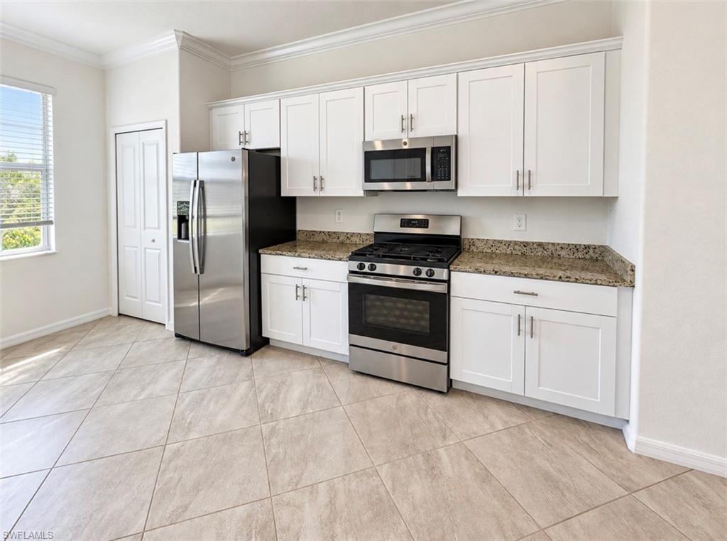 TRAILS EDGE - Residential Lease