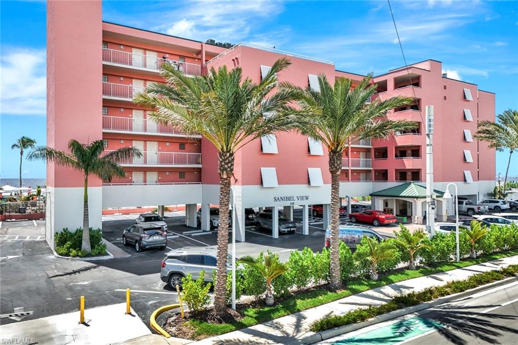 SANIBEL VIEW VILLAS - Residential