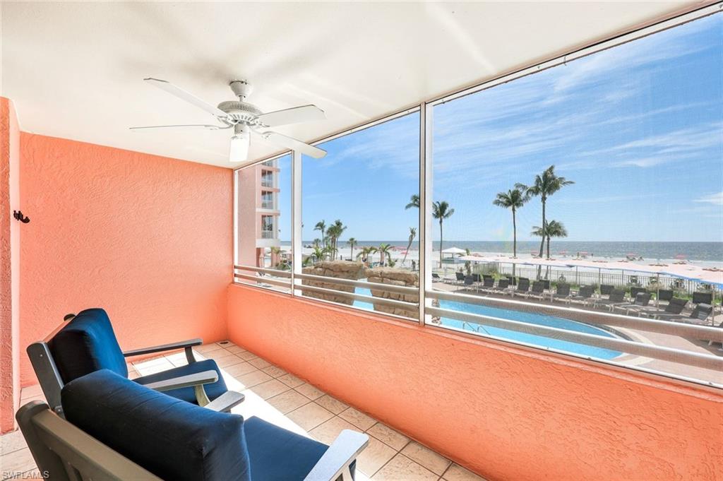 SANIBEL VIEW VILLAS - Residential