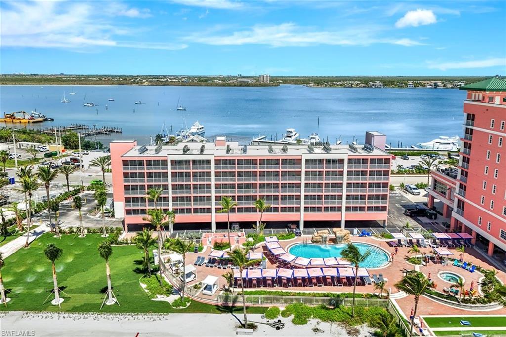 SANIBEL VIEW VILLAS - Residential
