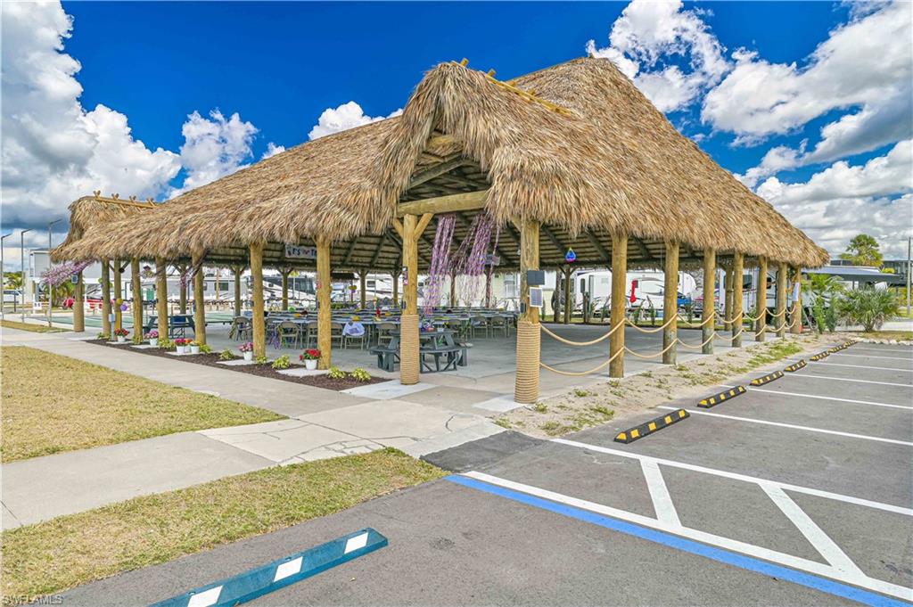 PALMETTO PALMS R V - Land